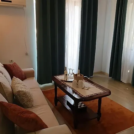 Dvata Smurcha - Free Parking 班斯科