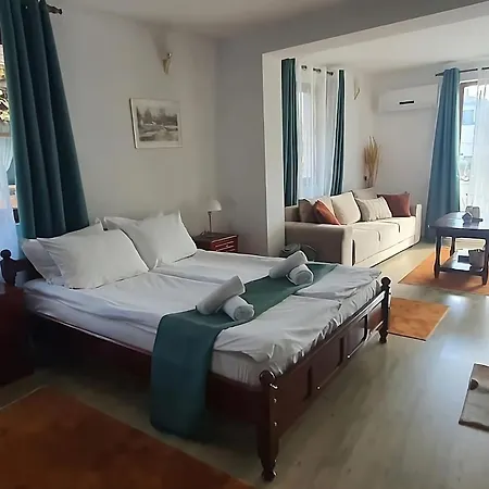 Dvata Smurcha - Free Parking * Банско