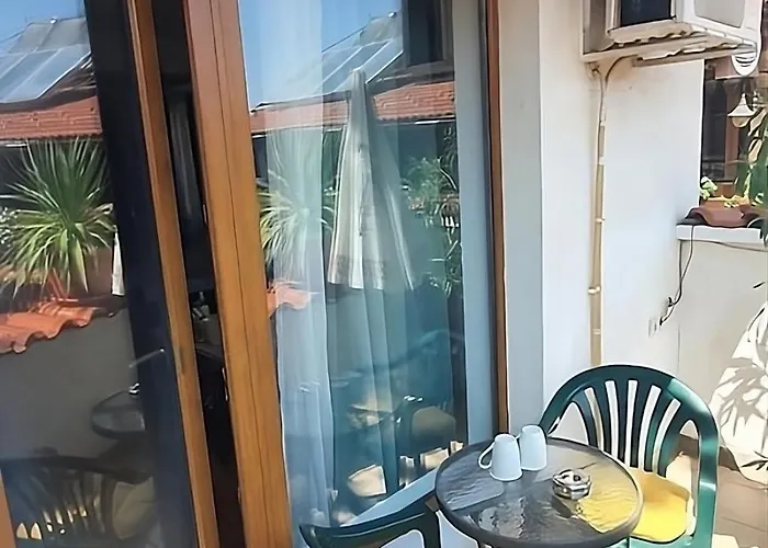 Dvata Smurcha - Free Parking 아파트 반스코